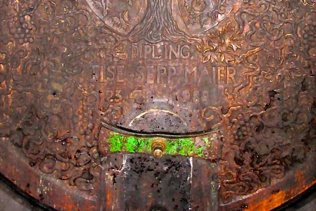Geyerhof wedding barrel